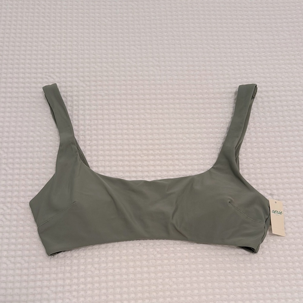 AERIE Womens NWT Olive Green Scoop Bikini Top Neutral
Beach Vacay Preppy MEDIUM